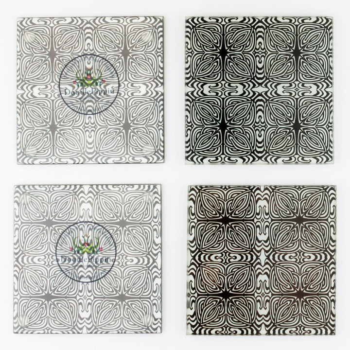 Celtic Design - White/Black Coasters